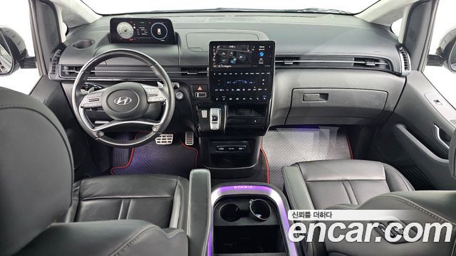 Hyundai Staria 2023 — photo 7