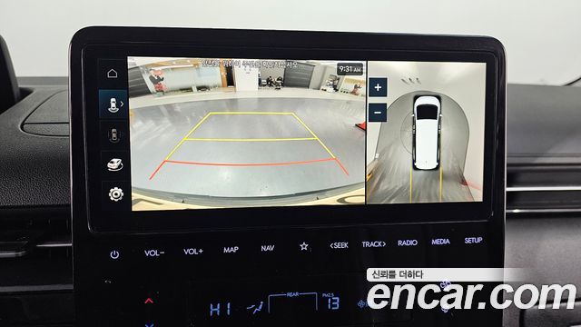 Hyundai Staria 2023 — photo 15