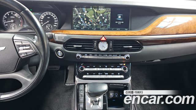 Genesis EQ900 2016 — photo 16