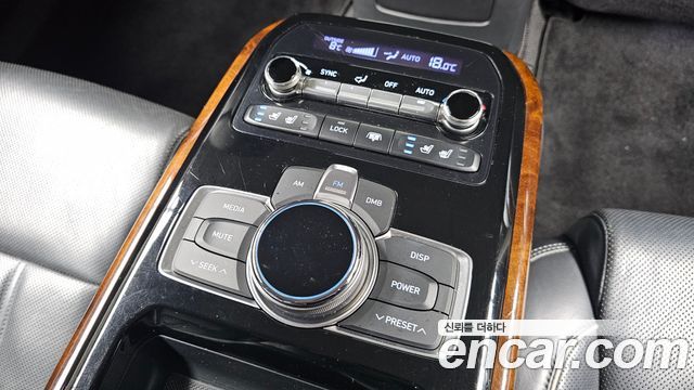 Genesis EQ900 2016 — photo 19