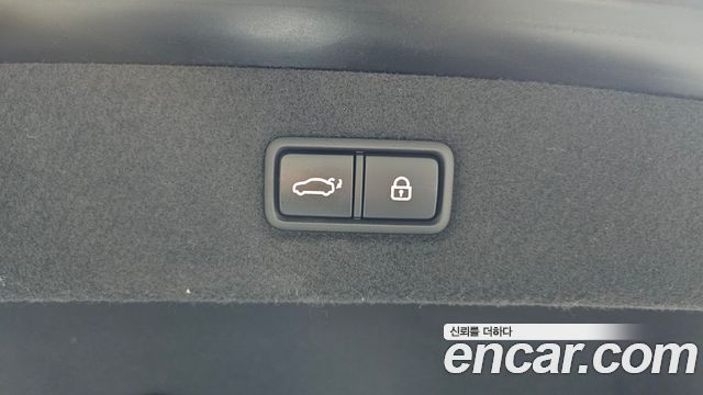 Genesis EQ900 2016 — photo 20