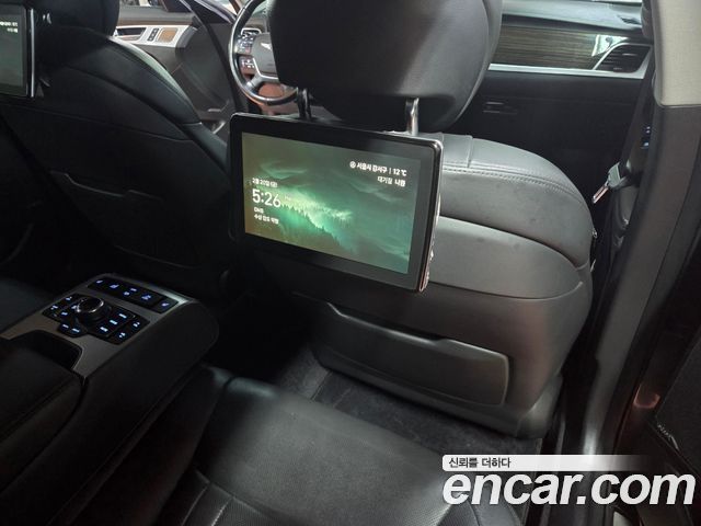 Genesis G80 2019 — photo 19