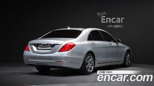 Mercedes-Benz S-Class 2015 — photo 2