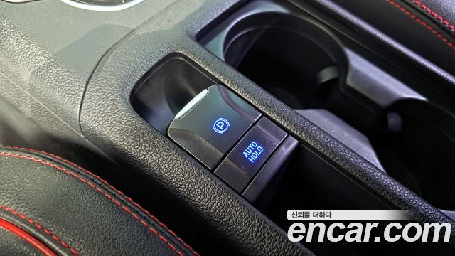 Hyundai i30 2017 — photo 17