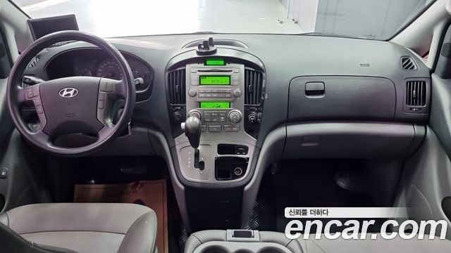 Hyundai Starex 2011 — photo 7