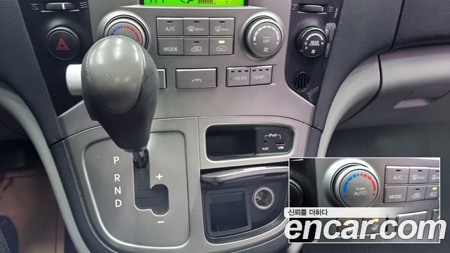 Hyundai Starex 2011 — photo 9