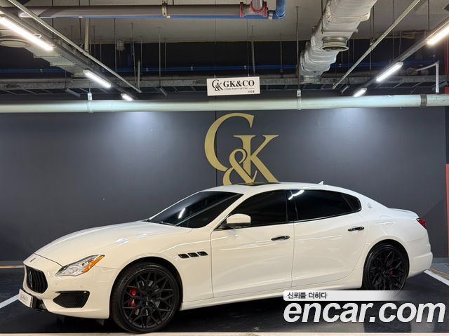 Maserati Quattroporte 2017 — photo 2
