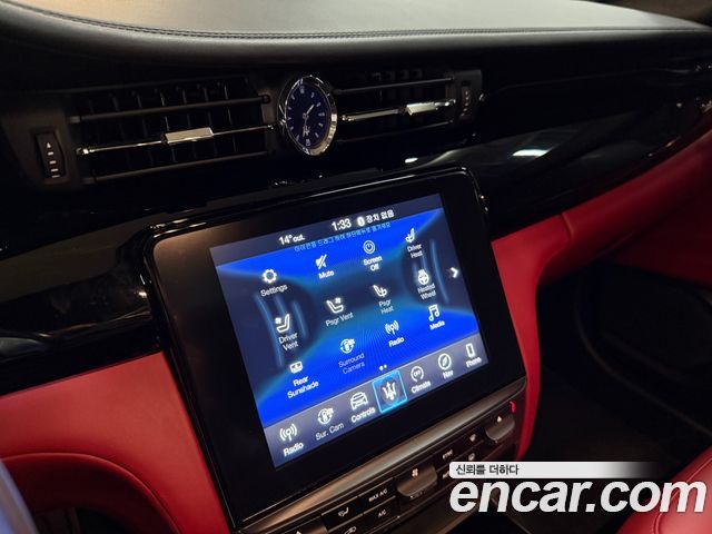 Maserati Quattroporte 2017 — photo 14