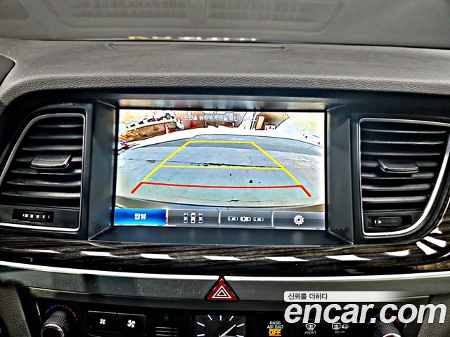 Hyundai Genesis 2016 — photo 12