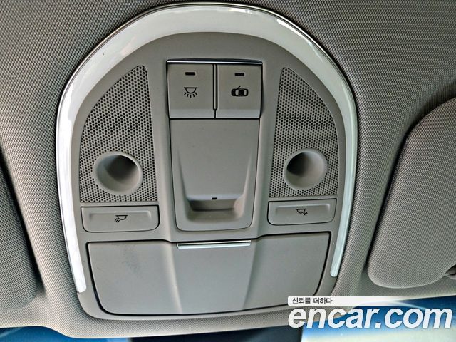 Hyundai Genesis 2016 — photo 18