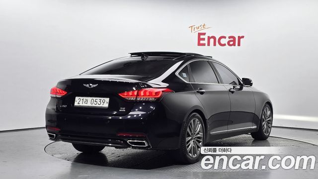 Genesis G80 2017 — photo 2