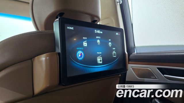 Genesis G80 2017 — photo 19