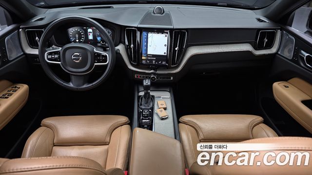 Volvo XC60 2019 — photo 7