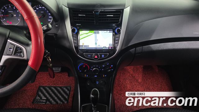 Hyundai Accent 2016 — photo 15