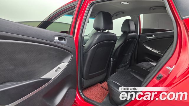 Hyundai Accent 2016 — photo 18