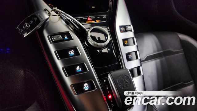 Mercedes-Benz AMG GT 2020 — photo 9