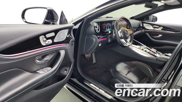 Mercedes-Benz AMG GT 2020 — photo 10
