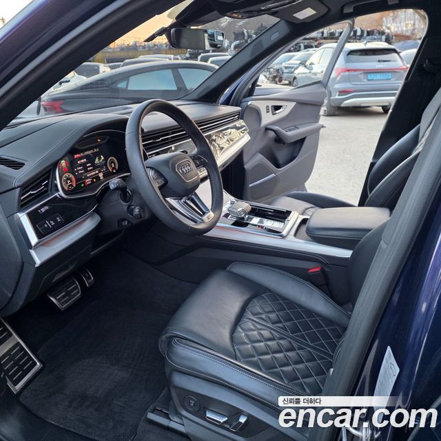 Audi Q7 2023 — photo 7