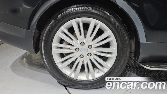 Land Rover Discovery 2018 — photo 5