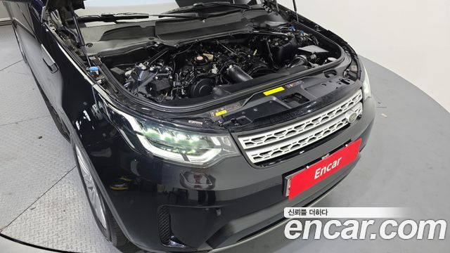 Land Rover Discovery 2018 — photo 6
