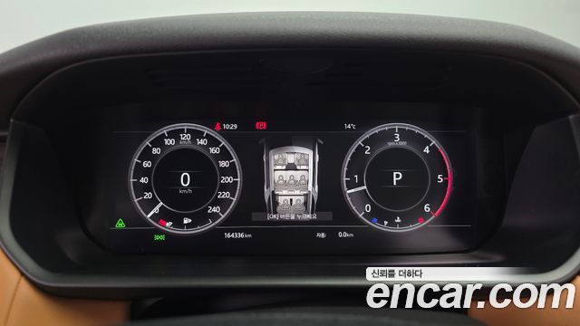 Land Rover Discovery 2018 — photo 8