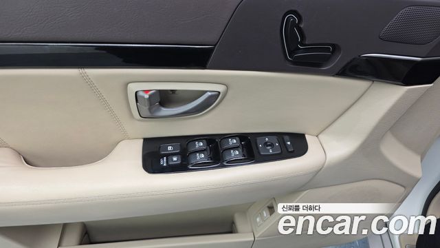 Kia OPIRUS 2010 — photo 14