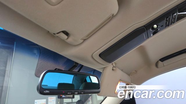 Kia OPIRUS 2010 — photo 19