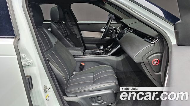 Land Rover Range Rover Velar 2023 — photo 10