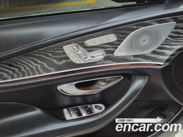 Mercedes-Benz CLS-Class 2021 — photo 14