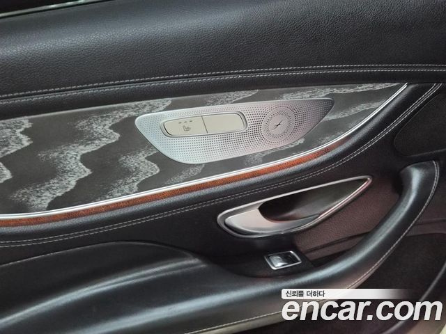 Mercedes-Benz CLS-Class 2021 — photo 15