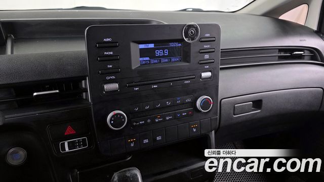 Hyundai Staria 2022 — photo 14