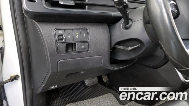 Hyundai Staria 2022 — photo 18