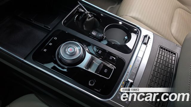 Kia Canival 2025 — photo 9