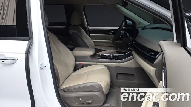 Kia Canival 2025 — photo 11