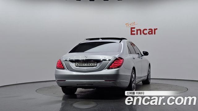 Mercedes-Benz S-Class 2016 — photo 4