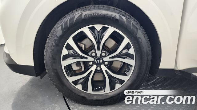 Kia Canival 2021 — photo 5