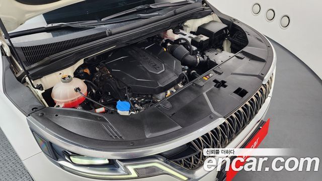 Kia Canival 2021 — photo 6