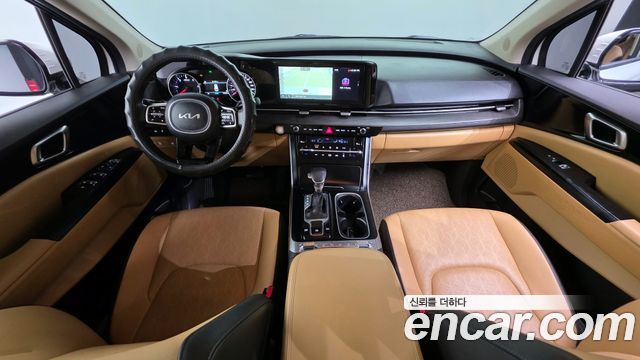Kia Canival 2023 — photo 7
