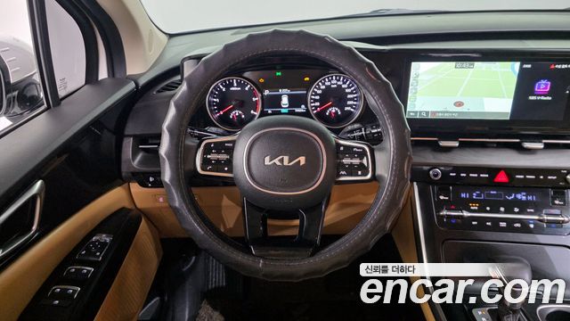 Kia Canival 2023 — photo 13