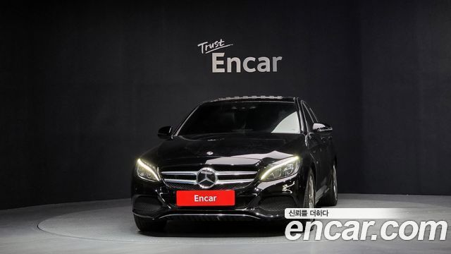 Mercedes-Benz C-Class 2018 — photo 3
