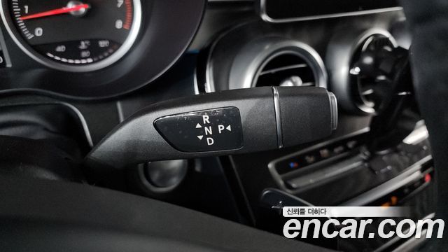 Mercedes-Benz GLC-Class 2019 — photo 9