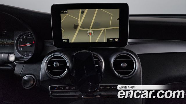 Mercedes-Benz GLC-Class 2019 — photo 15