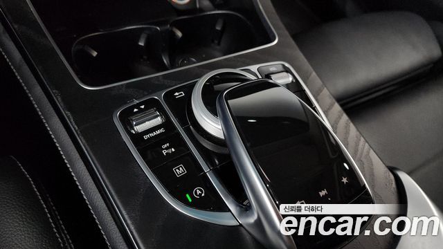 Mercedes-Benz GLC-Class 2019 — photo 17