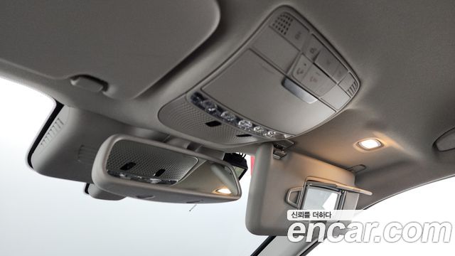 Mercedes-Benz GLC-Class 2019 — photo 18