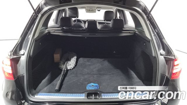 Mercedes-Benz GLC-Class 2019 — photo 20