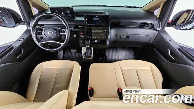 Hyundai Staria 2023 — photo 7