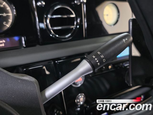 Rolls-Royce Phantom 2008 — photo 11