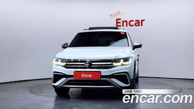 Volkswagen Tiguan 2022 — photo 3