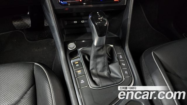 Volkswagen Tiguan 2022 — photo 9