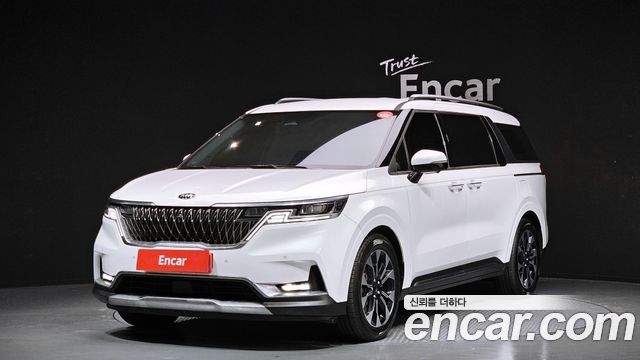 Kia Canival 2021 — photo 1